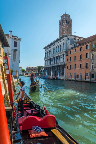 Venedigs pittoreska kanal — Stockfoto