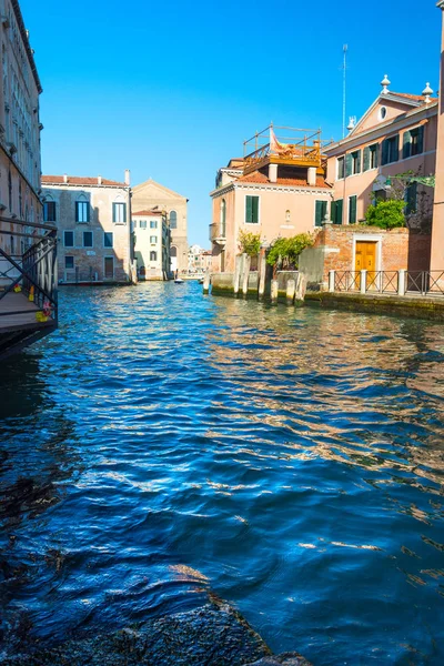 Venice picturesque canal — Stock Photo, Image