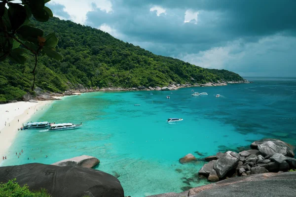 Top View Mountain Tropical Island Sea Boats Cloudy Sky — Stock Photo, Image