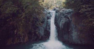 Kuzey Bali, Endonezya güzel Kroya şelale manzarası