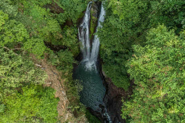 Vista Aérea Drone Bela Cachoeira Aling Aling Bali Indonésia — Fotografia de Stock