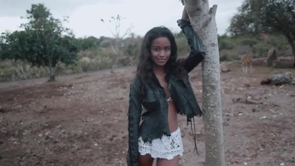 Beautiful Woman Smiling Looking Camera While Standing Countryside Background Cows — Stock Video