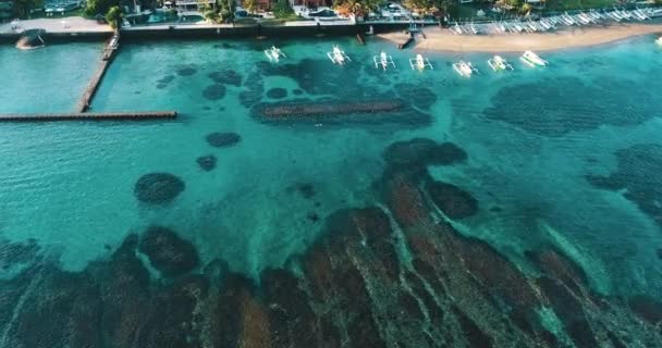 Top View Εναέριο Κηφήνα Της Λιμνοθάλασσας Όμορφο Ωκεανό Και Ύφαλος — Αρχείο Βίντεο