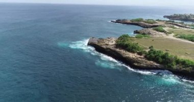 Güzel Nusa Lembongan, Bali, Endonezya Hava dron görünümü sahil şeridi