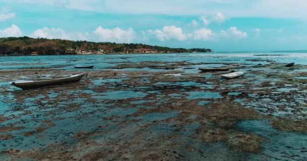 Vista Aérea Drone Maré Baixa Praia Ilha Nusa Lembongan Bali — Vídeo de Stock