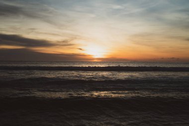 Tayland Beach güzel tropik gün batımı