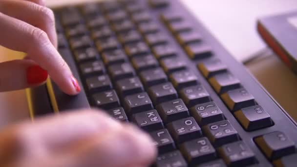 Closeup Woman Hands Typing Keyboard Female Hands Pressing Keys Keyboard — Stock Video