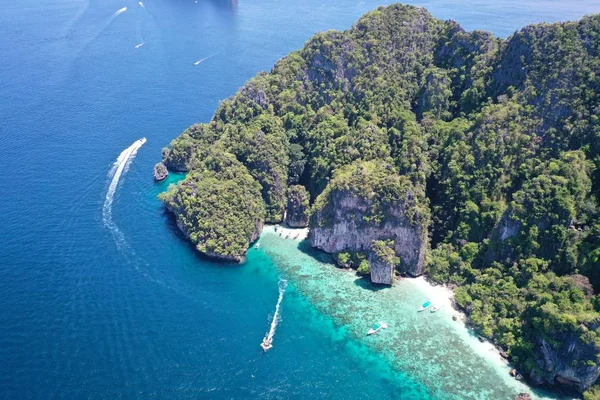 Drohnenaufnahme Der Wunderschönen Phi Phi Insel Mit Fantastischem Lagunenmeer Thailand — Stockfoto