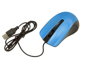 Kullanıcı kablosu olan bilgisayar faresi beyazda izole edildi. Üst görünüm.