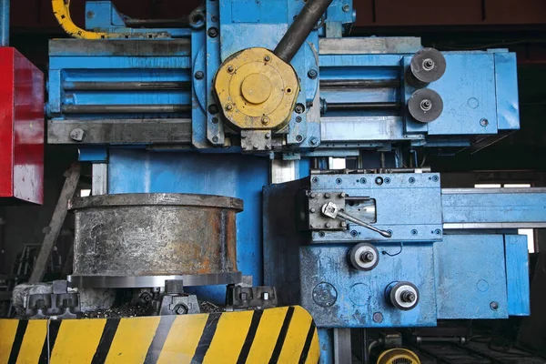 Lathe Machine Cutting Iron Taken Closeup Mechanical Engineering — Stock Photo, Image