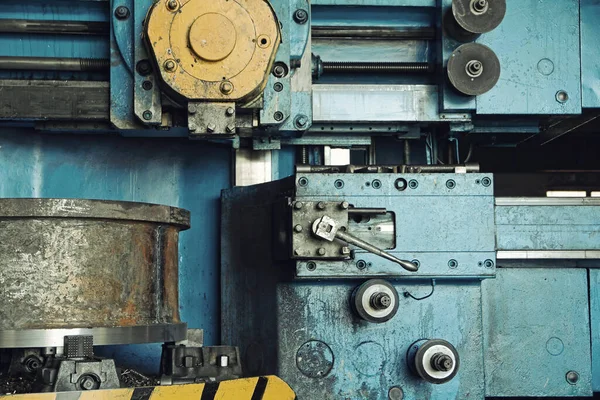 Mecânica Engineering Lathe Máquina Corte Ferro Tomada Close — Fotografia de Stock