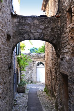 Vaison-la-romaine. Ünlü ortaçağ şehri. Turistik bir yer. Güney Fransa 'da. Provence bölgesi. Vaucluse Bölümü.