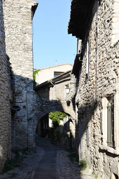 Βέισον Ρομέιν Διάσημη Μεσαιωνική Πόλη Τουριστικός Ιστότοπος Νότια Της Γαλλίας — Φωτογραφία Αρχείου