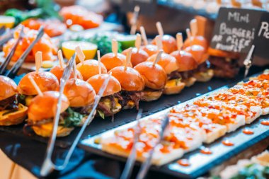 Kahvaltı Büfekonsepti, Lüks Otelde Kahvaltı Saati, Brunch