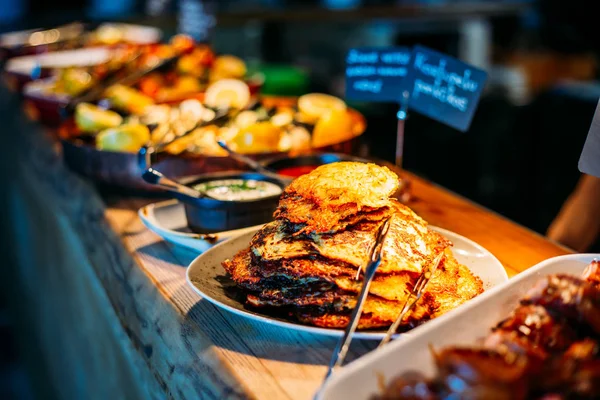 Pequeno-almoço Buffet Conceito, Tempo de Pequeno-almoço em Hotel de Luxo, Brunch — Fotografia de Stock