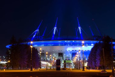 St.Petersburg, Rusya Federasyonu - 14 Mayıs, 2018: 21 FIFA Dünya Kupası 2018. Stadyum Zenit Arena, 2017 FIFA Konfederasyon Kupası futbol stadyumu Saint-Petersburg Krestovsky üzerinde açıldı. Gece aydınlatma Arena