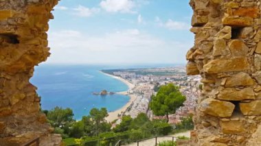 Sahil, rock Sa Palomera, beach resort Blanes İspanya