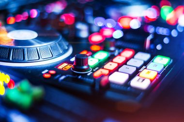 hafifleyen Audio Mixer Control Panel
