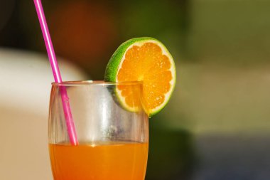 kokteyl cam portakal ile
