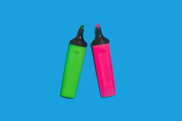 Green and pink markers — Stock Photo, Image