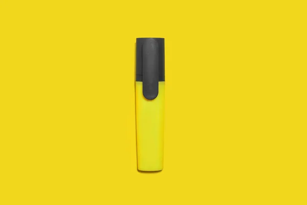 Жовтий маркер, ізольовані — стокове фото