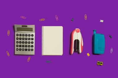 hesap makinesi, Not defteri ve zımba