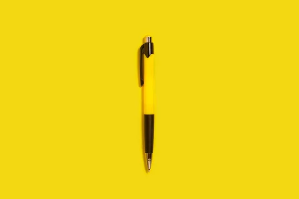 Κίτρινο και μαύρο στυλό — Φωτογραφία Αρχείου