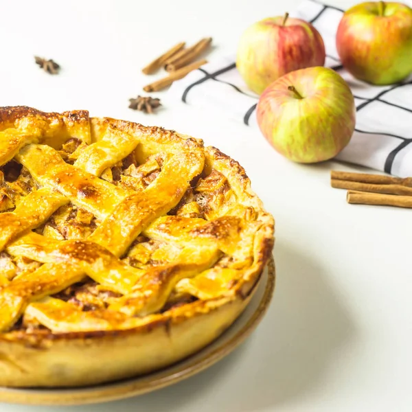 Tarte Aux Pommes Américaine Traditionnelle Avec Décoration Pâte Dans Une — Photo