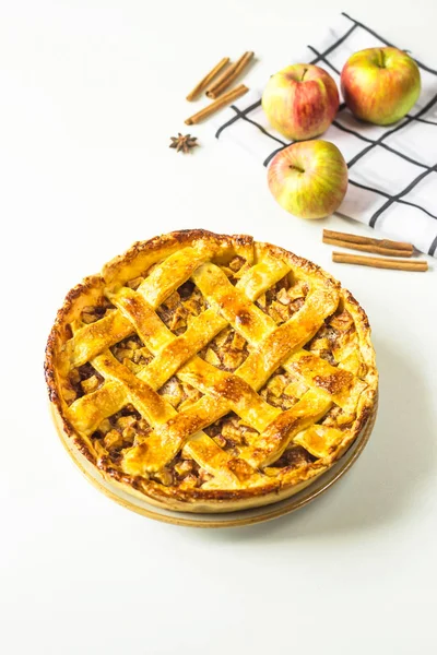 Tarte Aux Pommes Américaine Traditionnelle Avec Décoration Pâte Dans Une — Photo