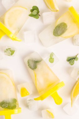 Doğal Vegan limon nane ile dondurma