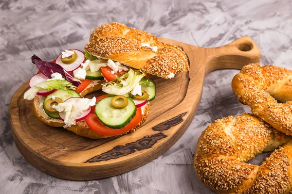 Güzel ve sağlıklı gıda - vegetabl ile vejetaryen sandviç — Stok fotoğraf