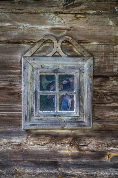 Finestra Antica Casa Legno — Foto Stock