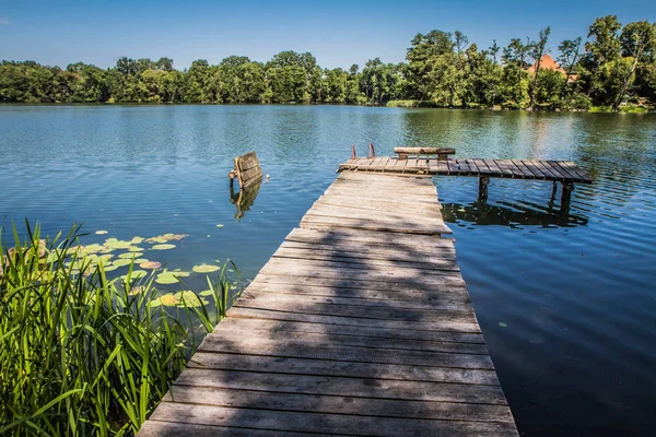 Puente Roto Lago Verano — Foto de Stock