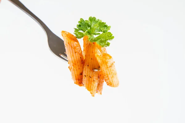 Penne Met Pesto Versierd Met Peterselie Een Vork Een Witte — Stockfoto