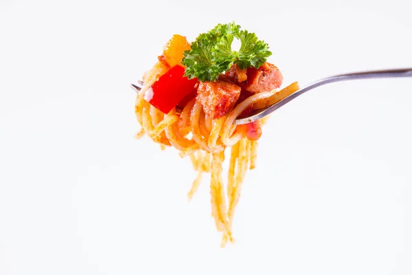 Spaghetti Met Saus Versierd Met Peterselie Een Vork Een Witte — Stockfoto