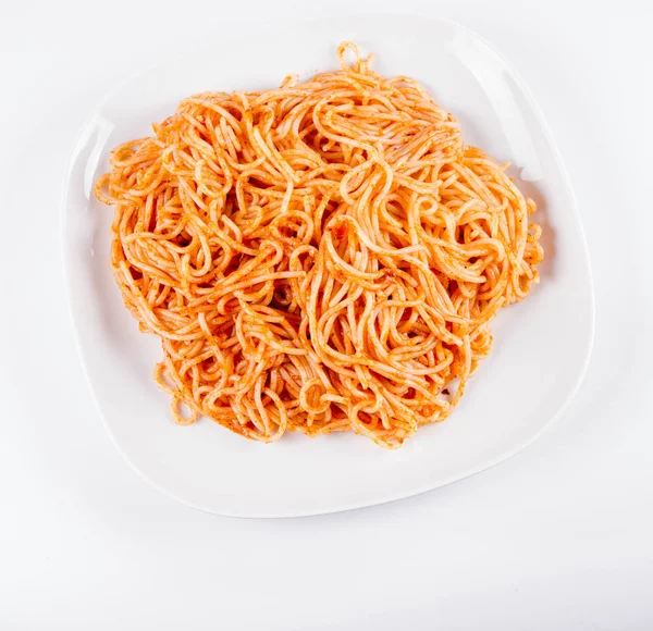 Espaguetis Con Pesto Plato Sobre Fondo Blanco — Foto de Stock