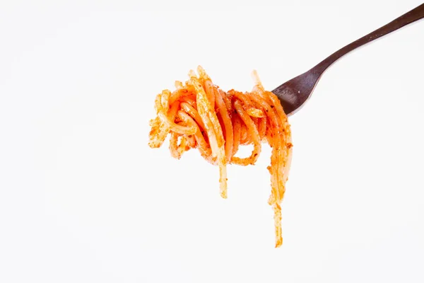 Spaghetti Pesto Rosso Forchetta Fondo Bianco — Foto Stock