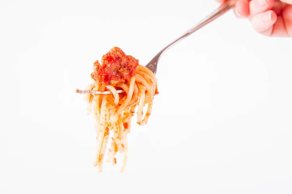 Espaguetis Boloñeses Sobre Tenedor Sobre Fondo Blanco —  Fotos de Stock