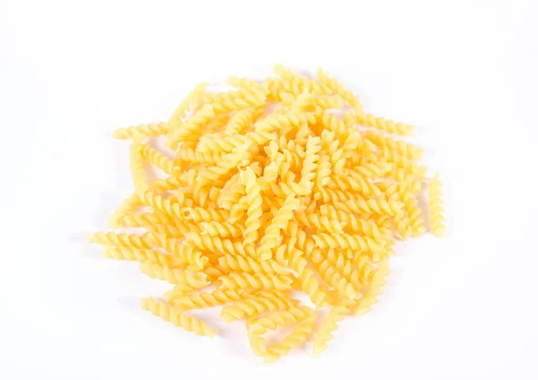 Rohe Fusilli Pasta Auf Weißem Hintergrund — Stockfoto