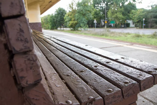 Wooden Bench Train Station — Stock Photo, Image