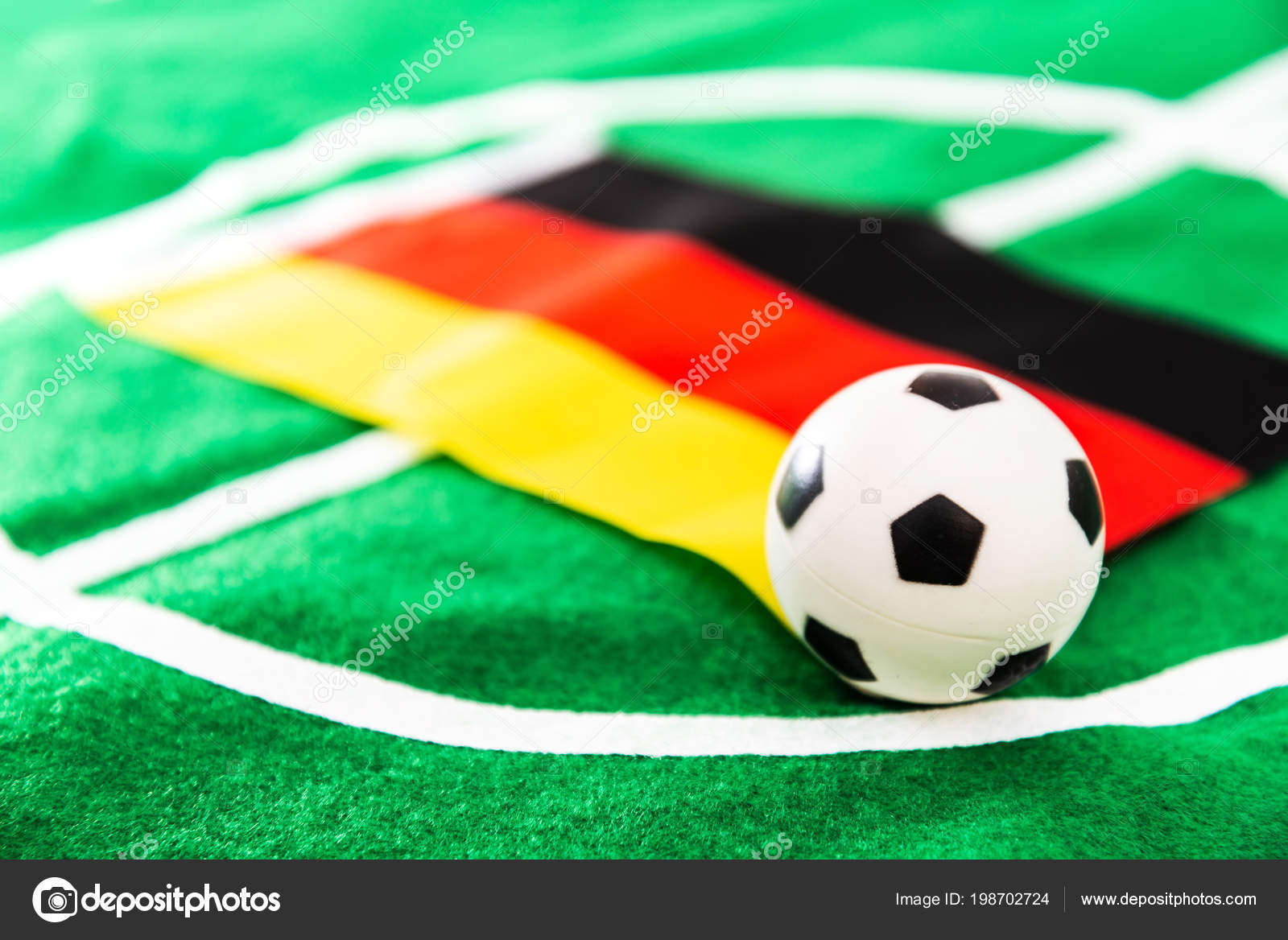 Футбольное поле по немецки