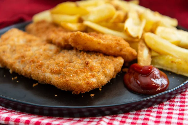 British Traditional fish and chips and tartar sauce