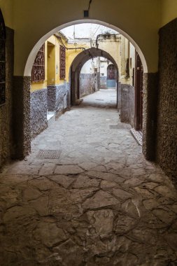 Kemer içinde Tangier, Morocco kuzeyinde Medine sokakları