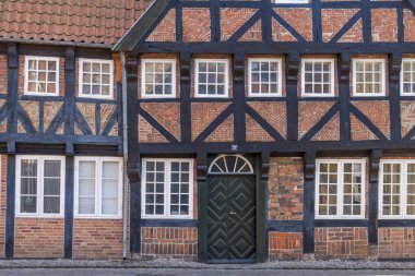 Kırmızı tuğla duvar - eski ev Ribe, Danimarka.