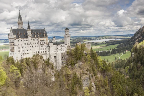 Zamek Neuschwanstein-Southwest Bavaria, Niemcy. — Zdjęcie stockowe