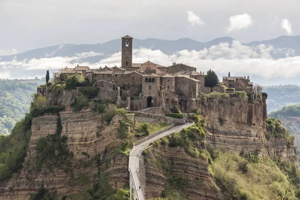 Pohled na staré město Bagnoregio - Toskánsko, Itálie — Stock fotografie