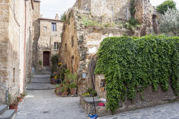 Uitzicht op de oude stad van Bagnoregio - Toscane, Italië — Stockfoto