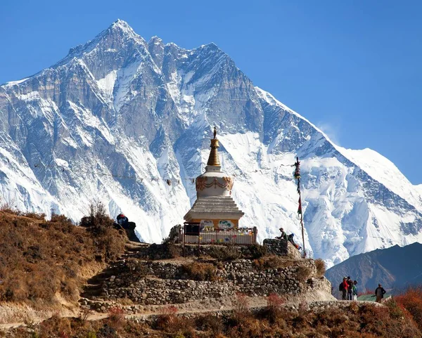 Stupa Vicino Namche Bazar Mount Lhotse Parete Rocciosa Sud Strada — Foto Stock