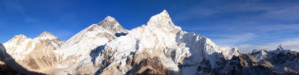 Večerní Slunce Panoramatický Pohled Mount Everestu Krásnou Modrou Oblohu Kala — Stock fotografie
