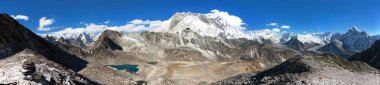 Görünümü bağlar Lhotse, Makalu ve Nuptse Güney kaya yüzüne, Nepal Himalayalar dağlar